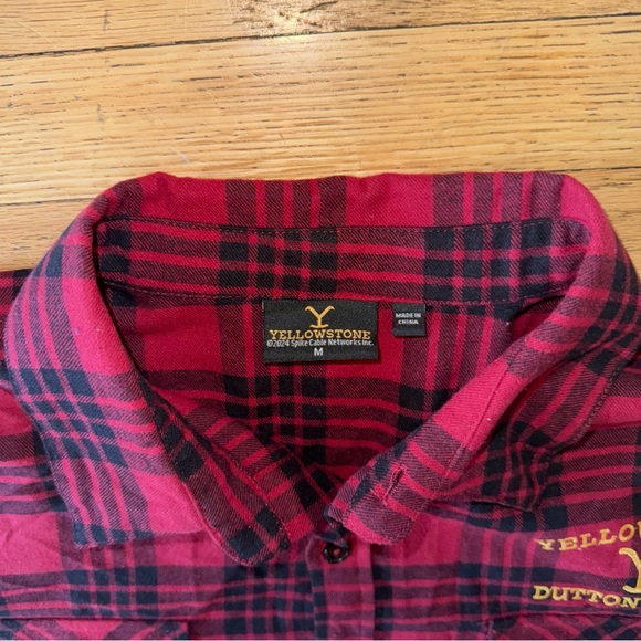 Casual Plaid Yellowstone‎ Long Sleeve Button Up - Picture 4 of 5